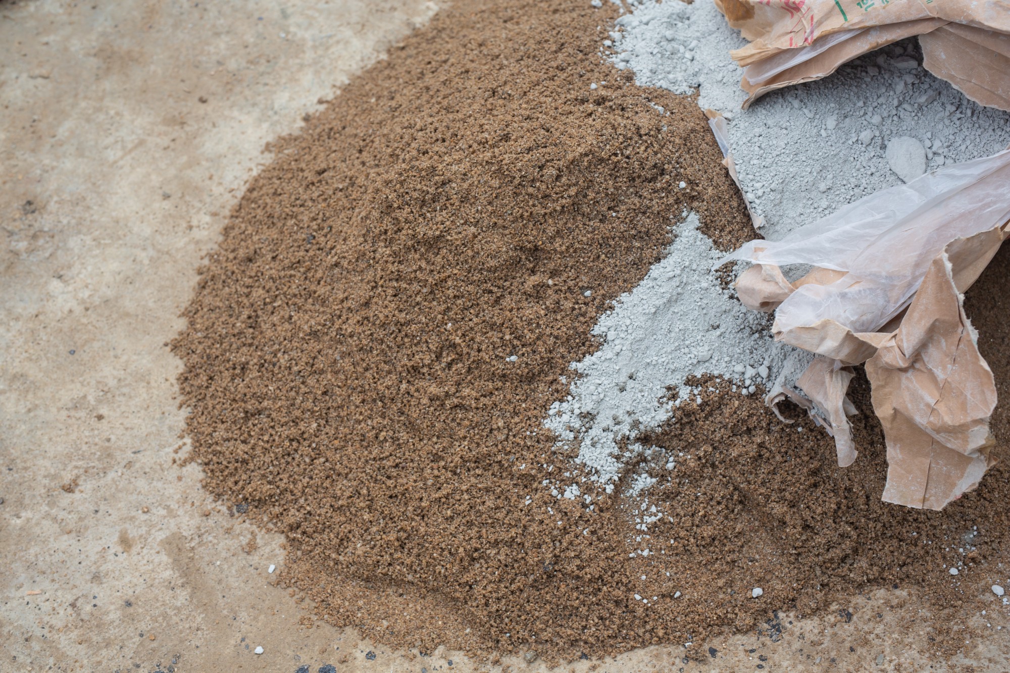 Admixtures & Bonding Agents