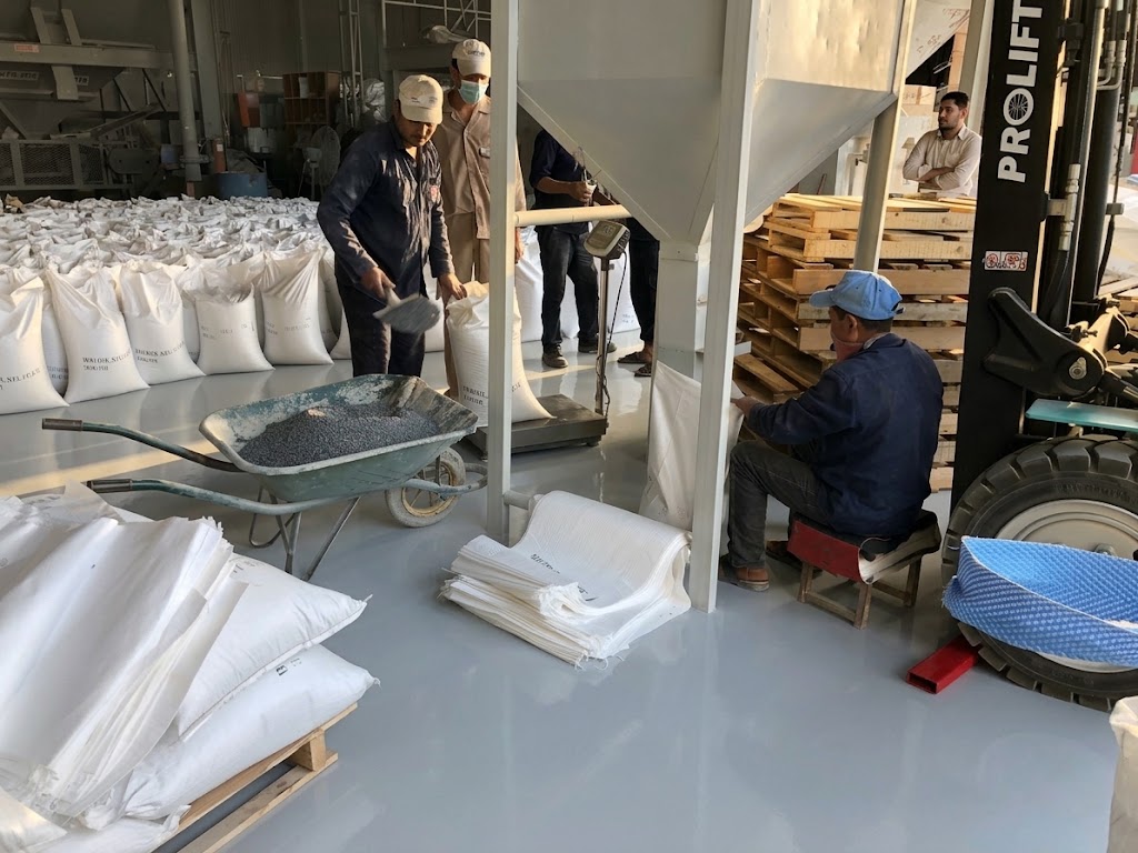 Packing, Repacking & Relabeling